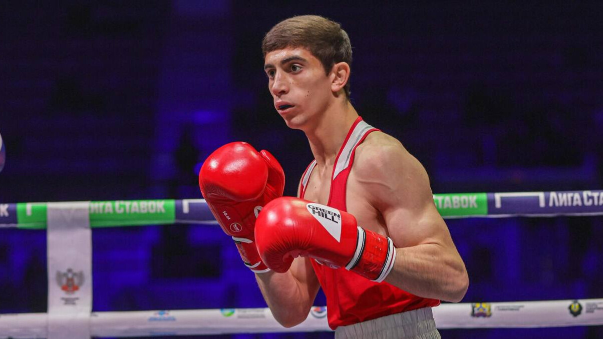 Российские боксеры Пегливанян и Колденков вышли в 1/8 финала чемпионата мира в Дубае Российские боксеры Пегливанян и Колденков вышли в 1/8 финала чемпионата мира в Дубае