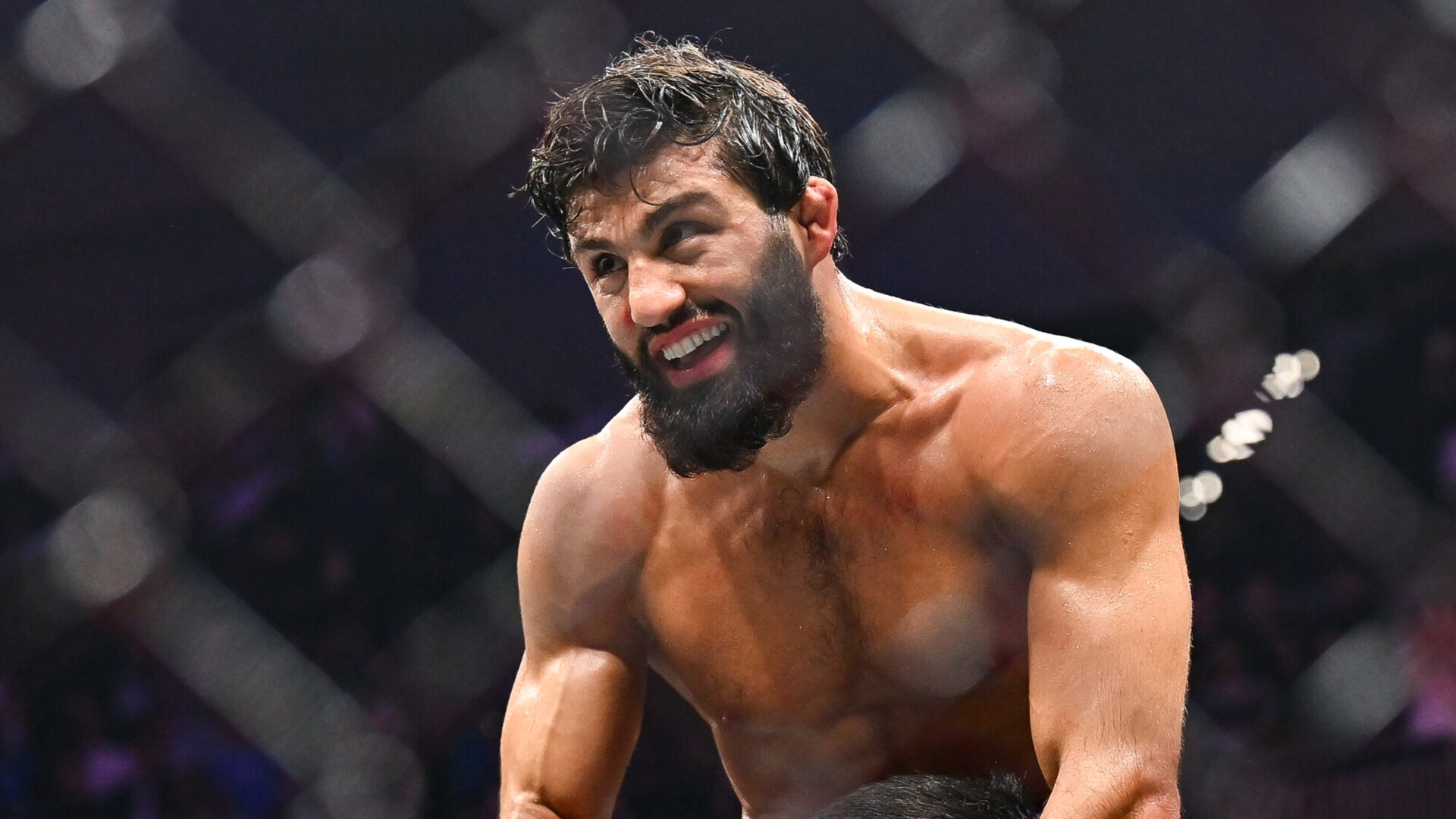 Царукян смотрел турнир UFC 326 в наручниках