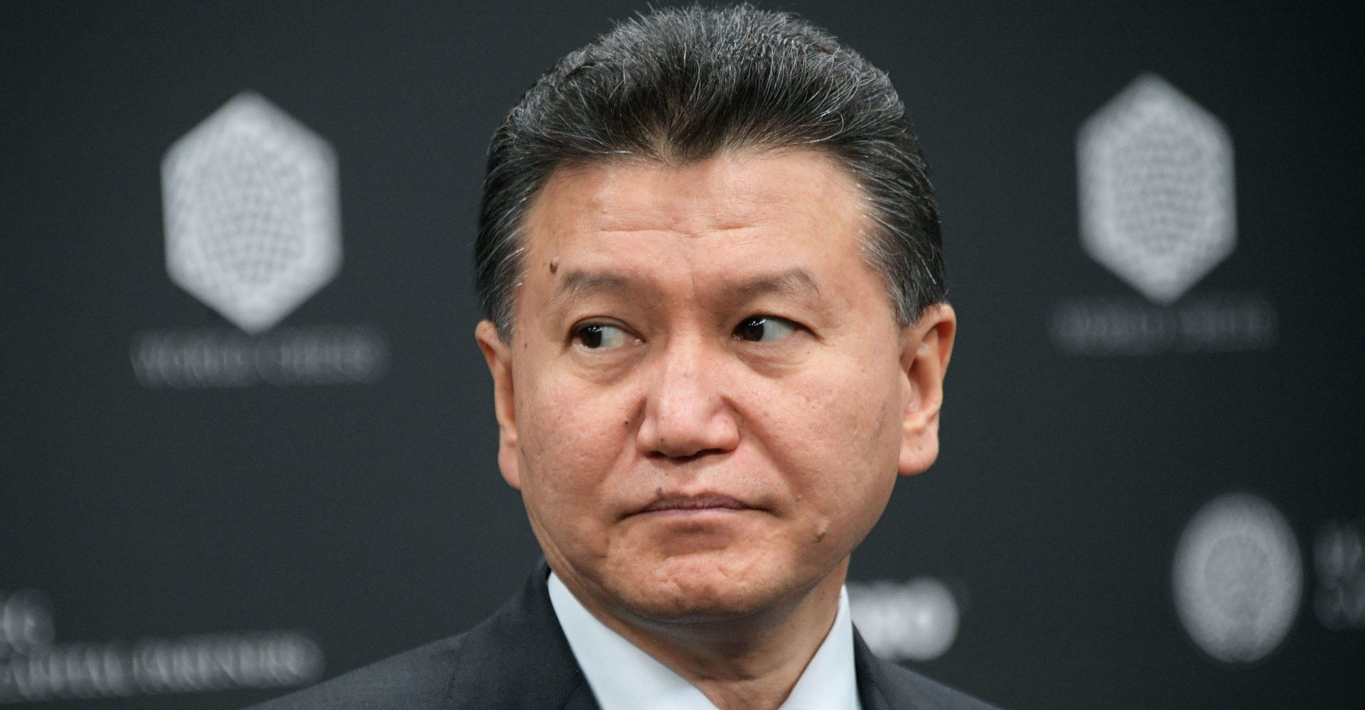 Илюмжинов заявил о намерении вернуться на пост главы FIDE и предложил Трампу сыграть с ним в шахматы Илюмжинов заявил о намерении вернуться на пост главы FIDE и предложил Трампу сыграть с ним в шахматы