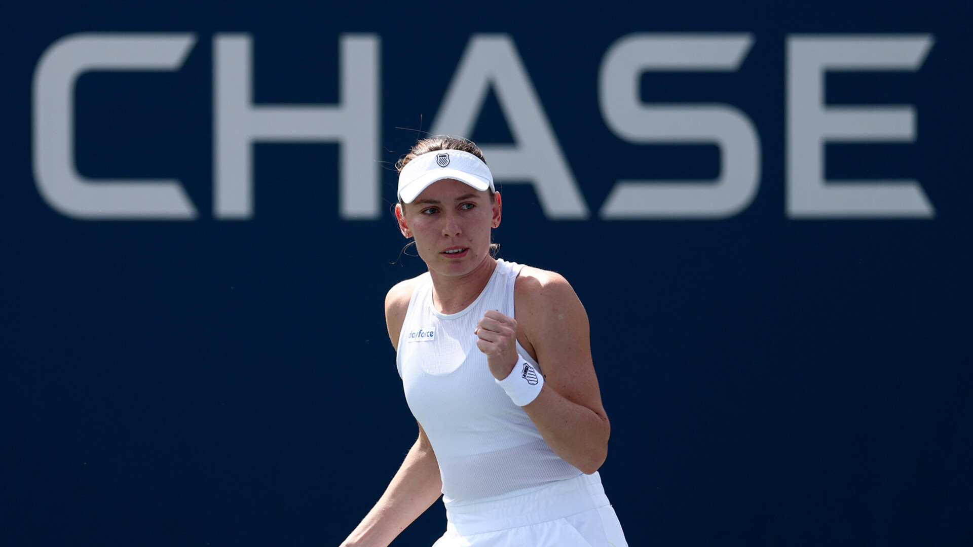 Александрова и Чжай вышли во второй круг парного разряда US Open