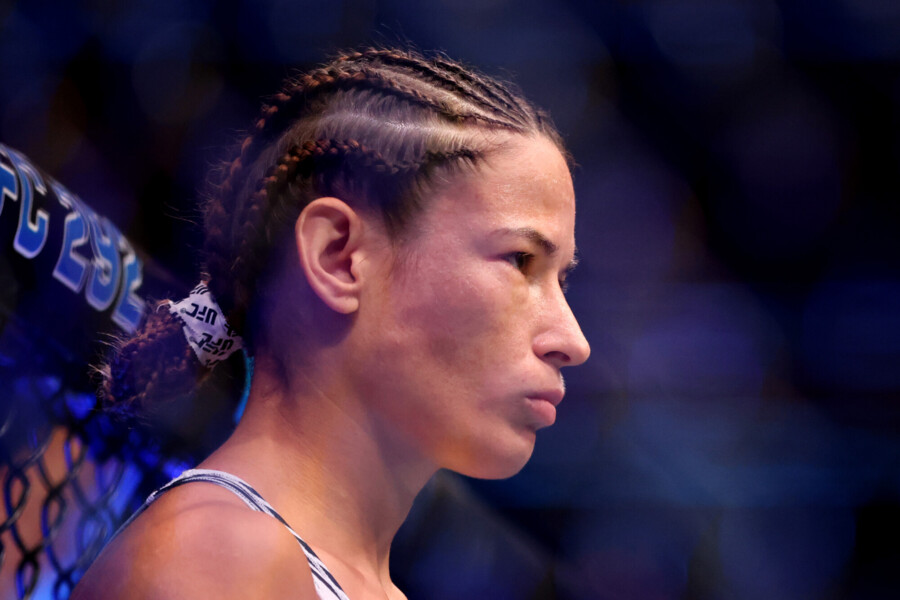 Скандальную украинку выкинули из UFC. Зря раздевалась и поливала Россию грязью Скандальную украинку выкинули из UFC. Зря раздевалась и поливала Россию грязью