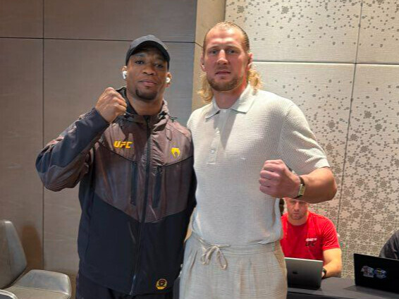Волков отказался драться с опасным бразильцем в UFC. И получил обвинения в трусости Волков отказался драться с опасным бразильцем в UFC. И получил обвинения в трусости