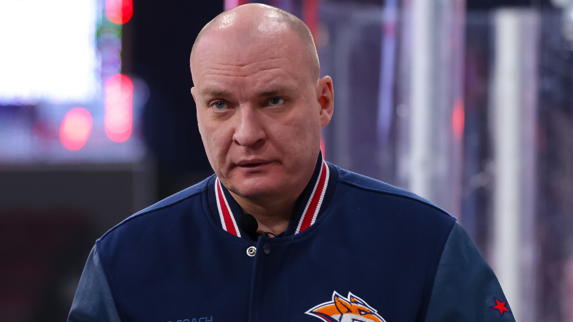 Тренер «Металлурга» Разин: «Если бы я ударил Исакова, то он бы не встал» Тренер «Металлурга» Разин: «Если бы я ударил Исакова, то он бы не встал»