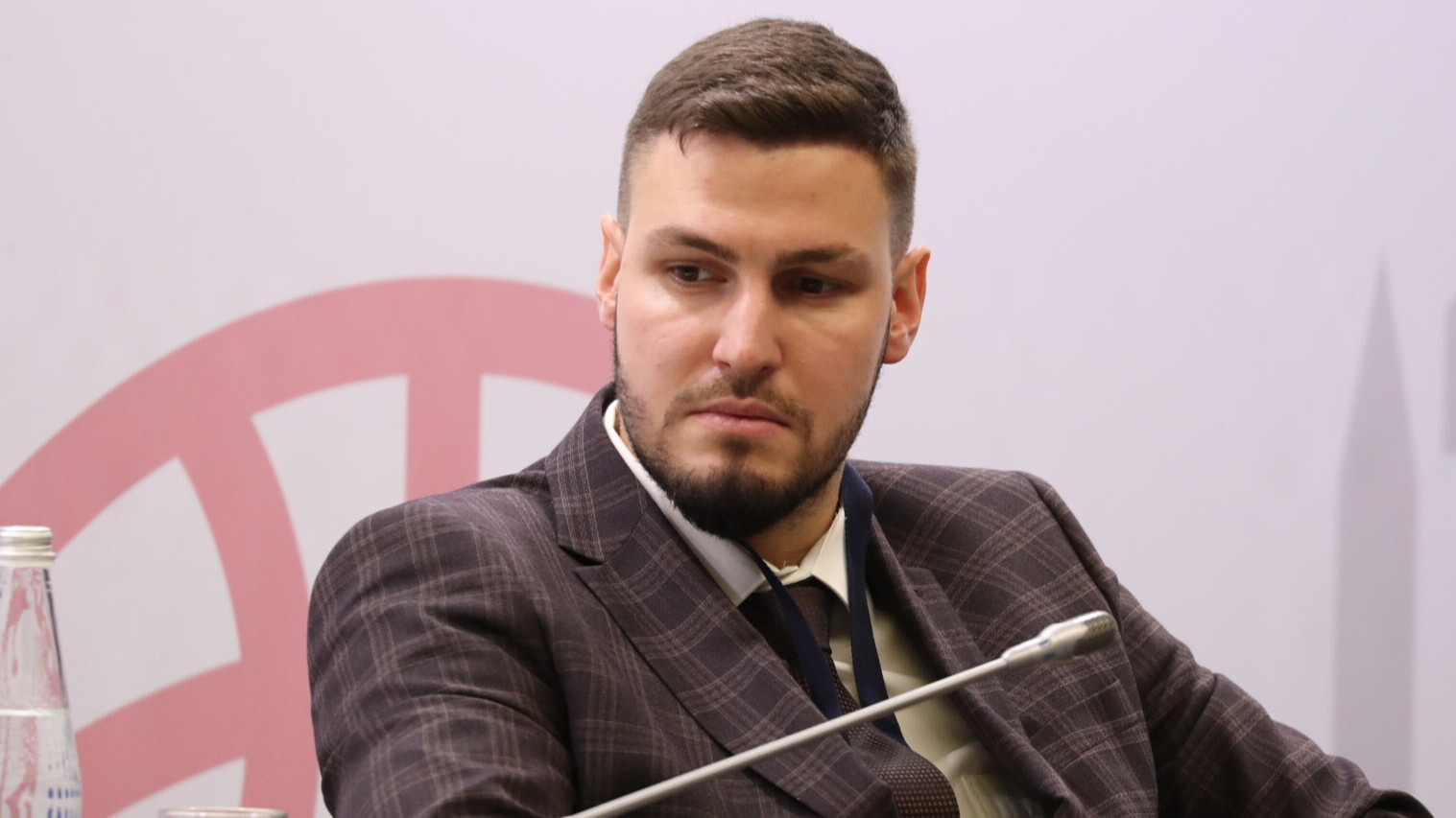 «Ветераны в «Зените» могли так напихать, что даже не хотелось приходить на тренировки» — Гасилин «Ветераны в «Зените» могли так напихать, что даже не хотелось приходить на тренировки» — Гасилин