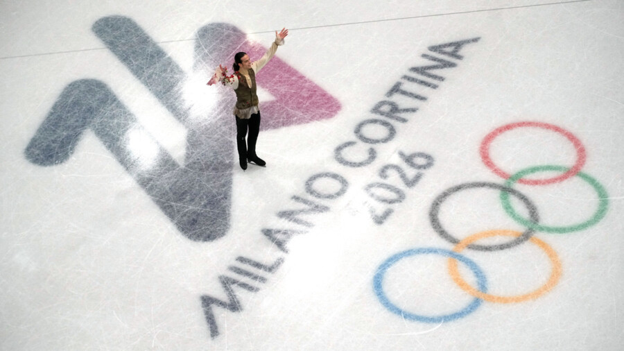 Большой флаг России не помог Гуменнику на Олимпиаде-2026. Нашего фигуриста как будто сглазили