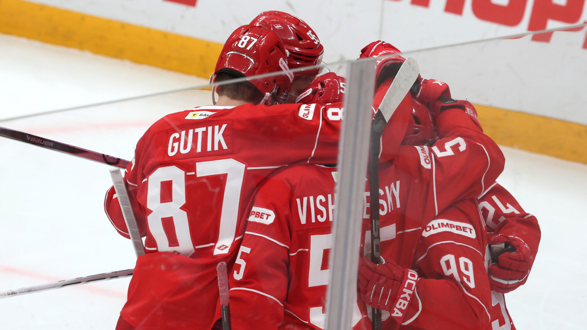 Дубль Мансурова помог &laquo;Спартаку&raquo; обыграть &laquo;Барыс&raquo; в матче КХЛ