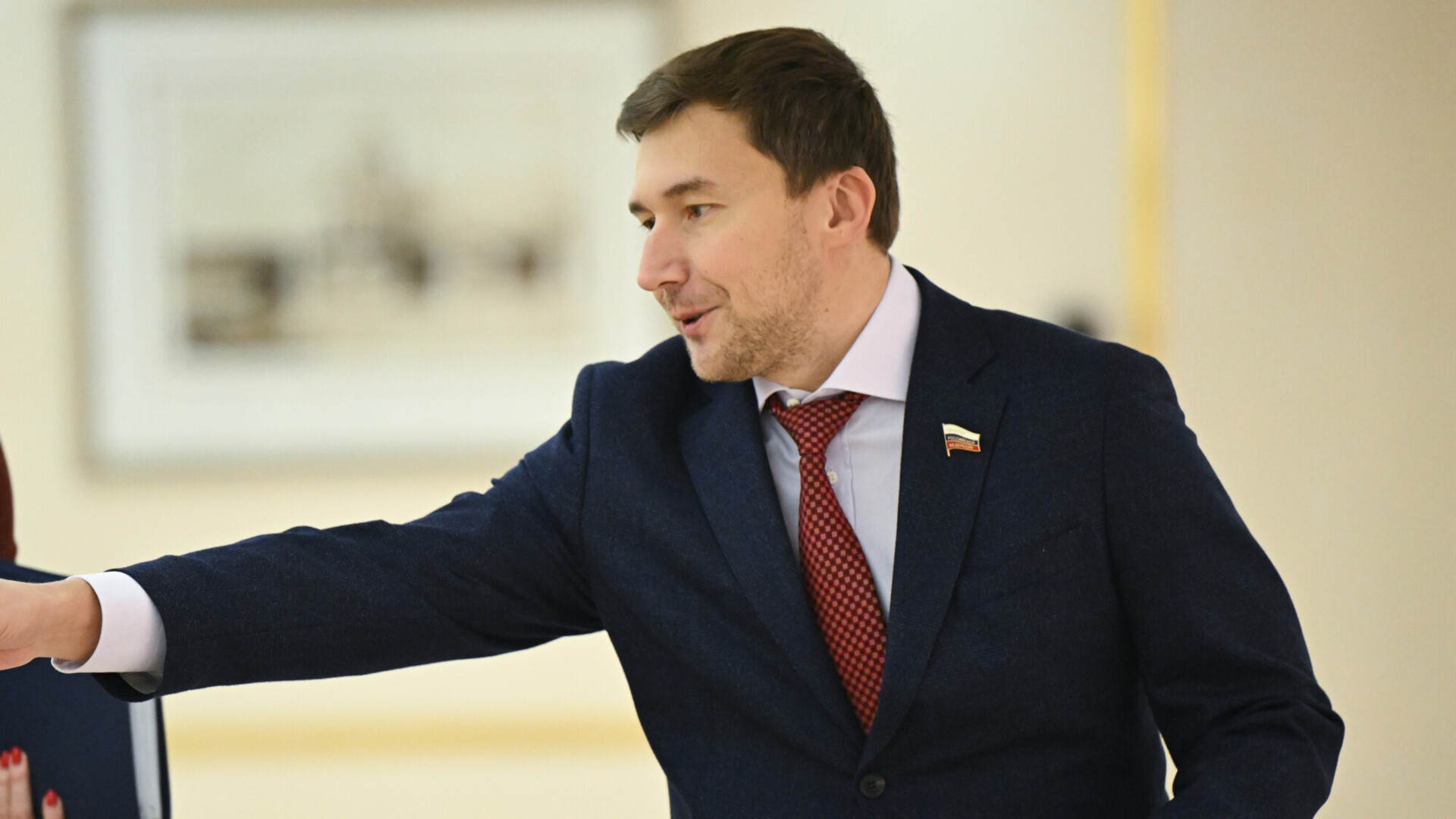«Сломить меня не получится». Российскому чемпиону вернули флаг… всего на два дня «Сломить меня не получится». Российскому чемпиону вернули флаг… всего на два дня