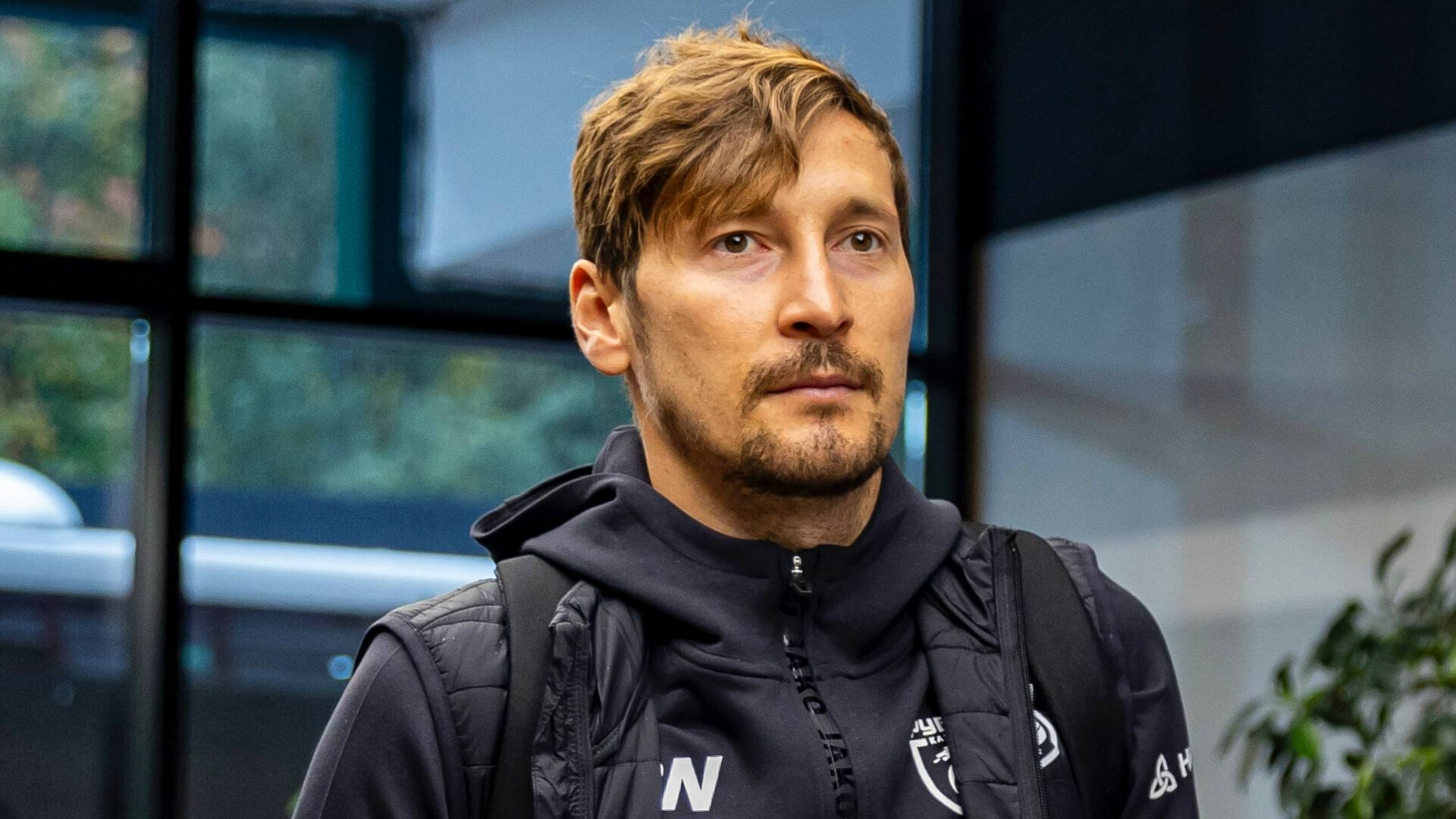 Далер Кузяев покинул казанский «Рубин» Далер Кузяев покинул казанский «Рубин»