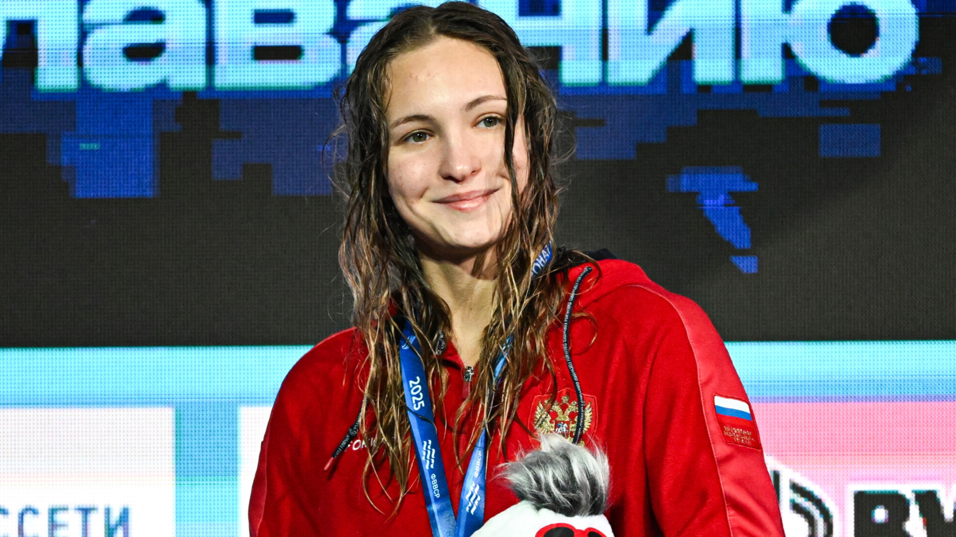 Ралина Гилязова опередила Юлию Ефимову в финале чемпионата России на дистанции 50 м брассом Ралина Гилязова опередила Юлию Ефимову в финале чемпионата России на дистанции 50 м брассом