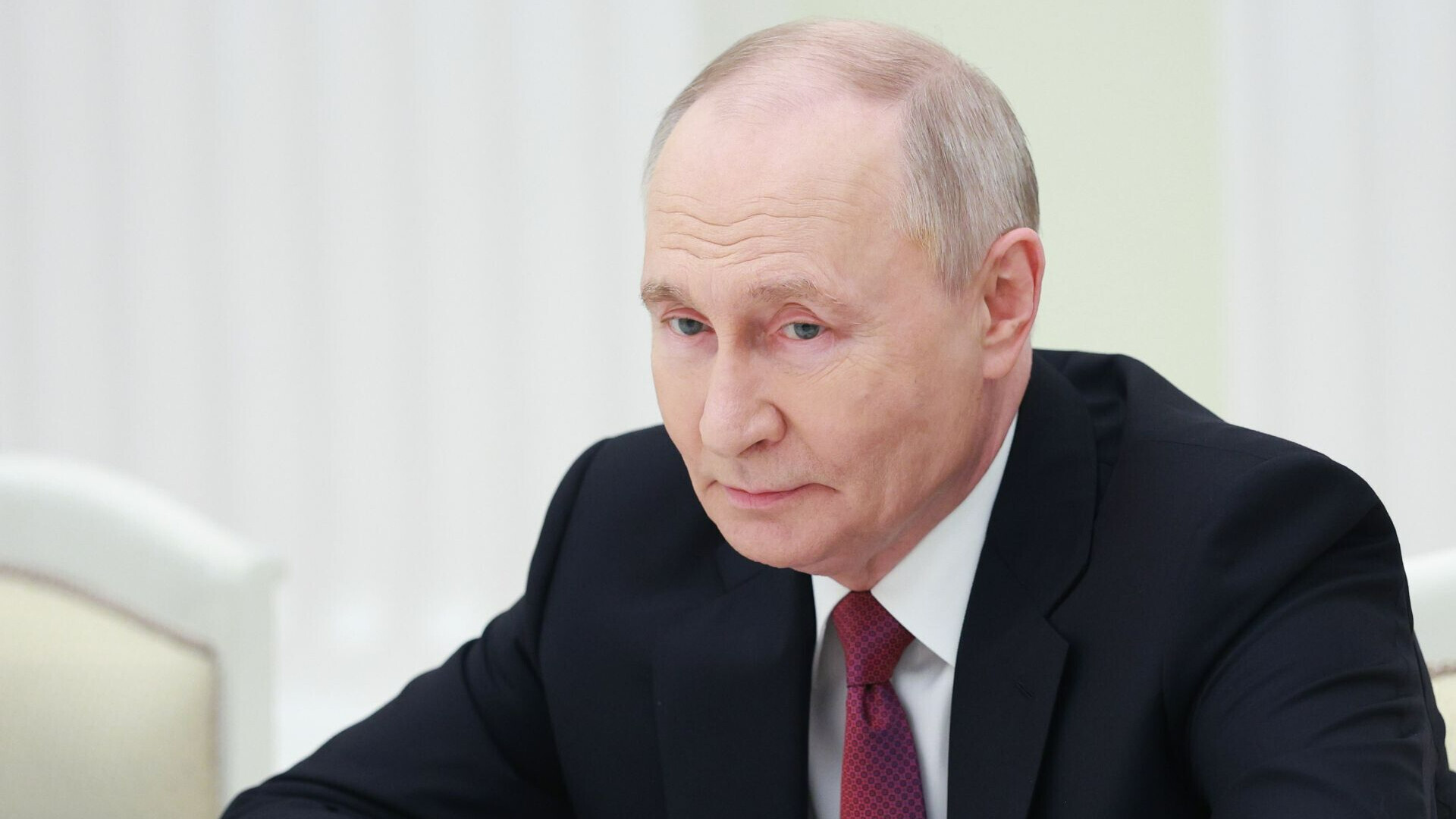 Кремль опубликовал поздравление Путина с Международном днем шахмат Кремль опубликовал поздравление Путина с Международном днем шахмат